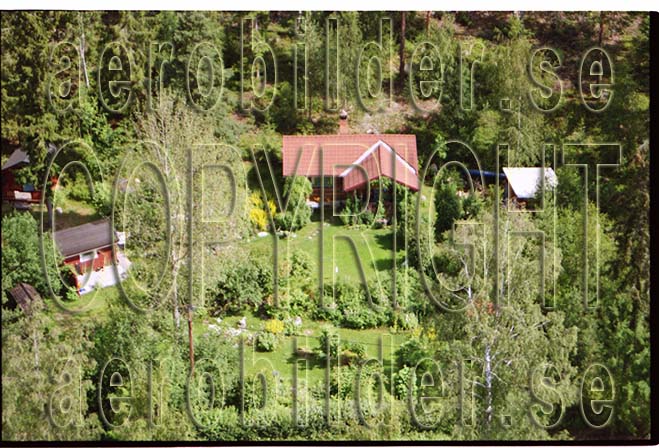 FFF 98-8904, #32. FFF 98-8904_0032 (Uppges vid kontakt med Svenska Aero-Bilder AB)